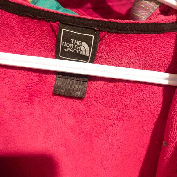 The North Face TWO waterproof jackets! Free shipping! - Picture 9 of 12